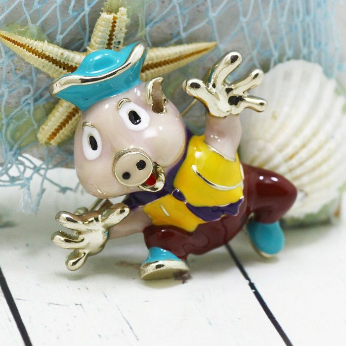 Brooch 2019 NG-13 2019 NG-13
