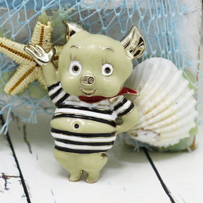 Brooch 2019 NG-32 2019 NG-32