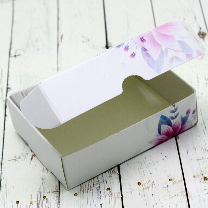 Vel Vett jewelry box 000-2