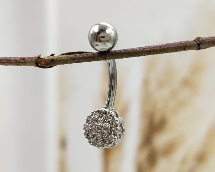 Belly button piercing G63957290795
