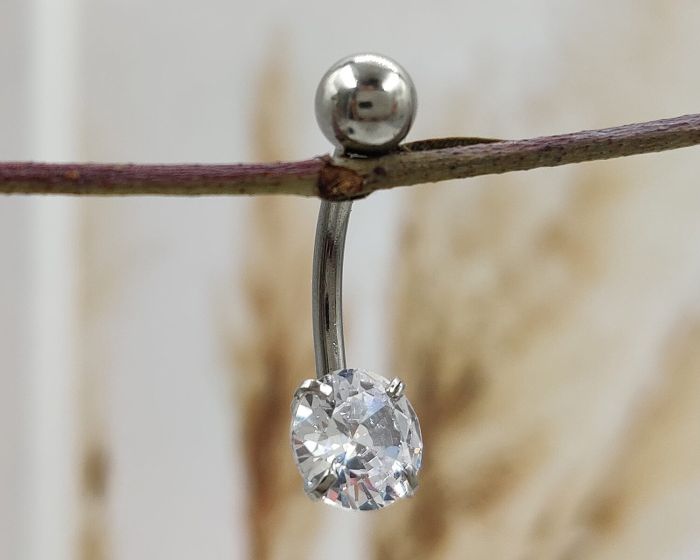 Belly button piercing G64017250775