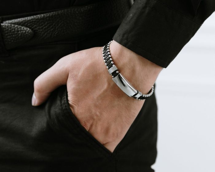 Genuine leather bracelet G6905