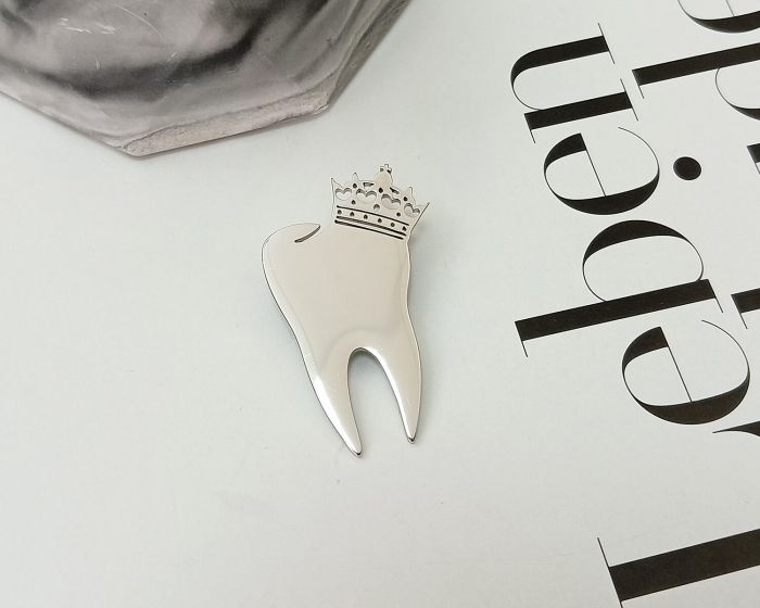 Brooch G7101