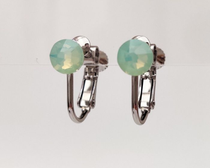 Swarovski crystal clip-on earrings G873874907180