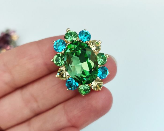 Brooch R050675907210