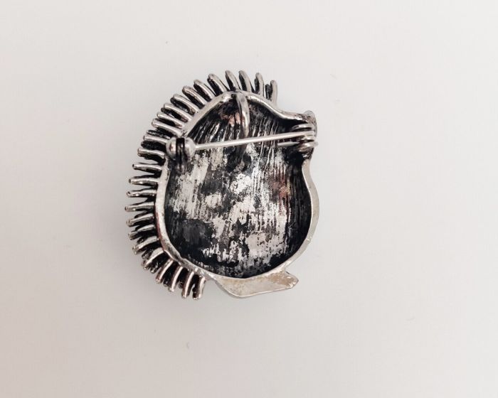 Hedgehog brooch R251774907170