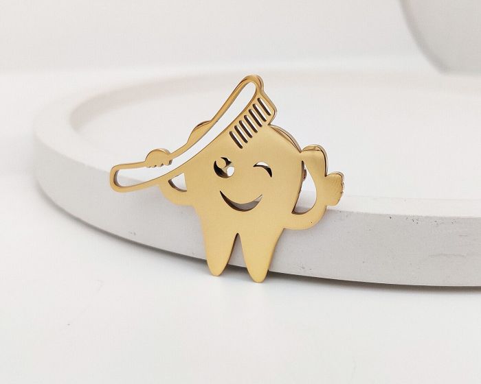 Tooth Brooch R174273907140