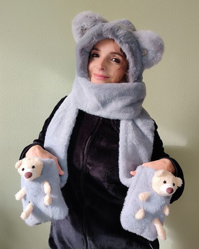 Hat-scarf with ears and scarf R2189 (gray)