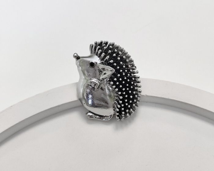 Hedgehog brooch R251774907170