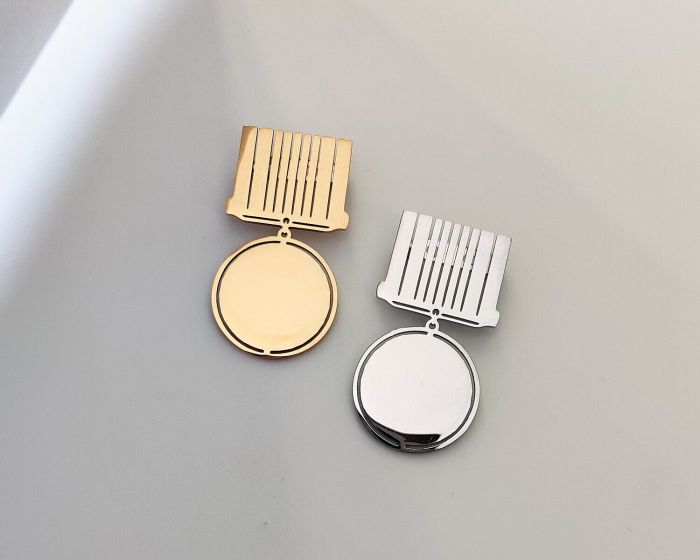 Steel brooch G265274807160