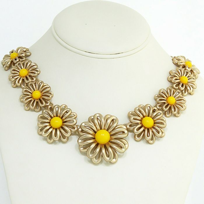 Necklace  Daisies Sale-39