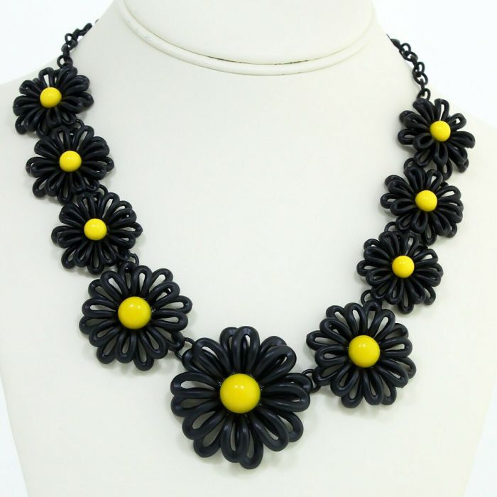 Necklace Daisies Sale-38