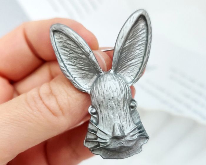 Bunny Brooch G468573907180