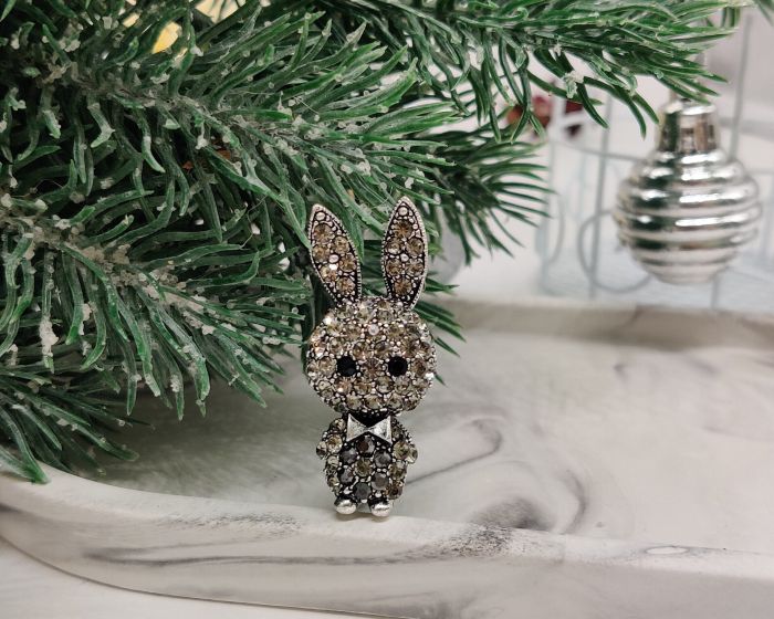 Bunny Brooch G468974507150
