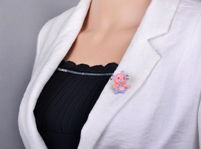 Brooch 2019 NG-8 2019 NG-8