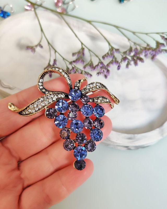 Brooch G579674907180