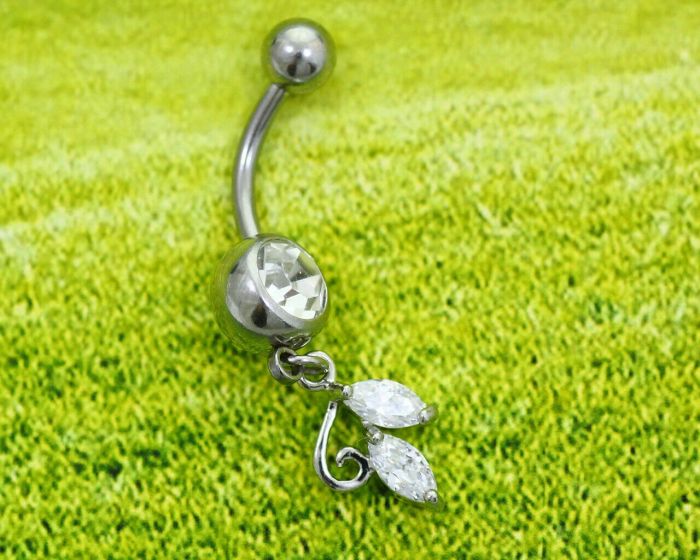Belly button piercing F395 F395