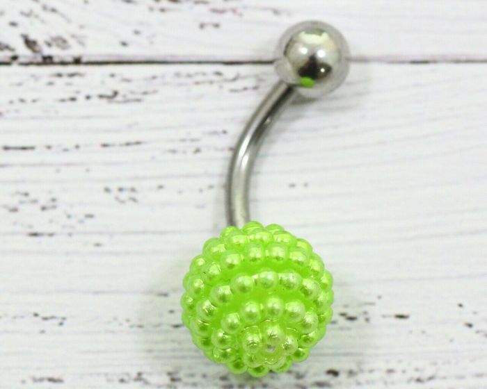 Belly button piercing F411 F411