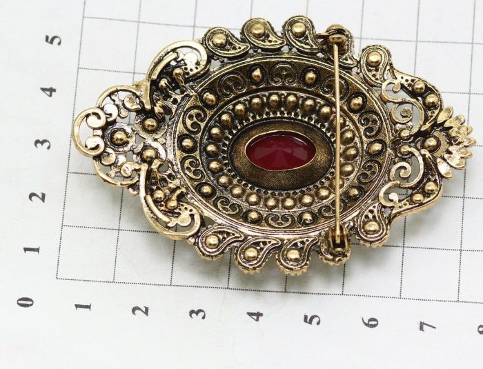 Brooch V451176907240 V451176907240