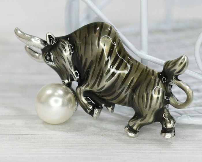 New Year Symbol Brooch F641376507210 F641376507210