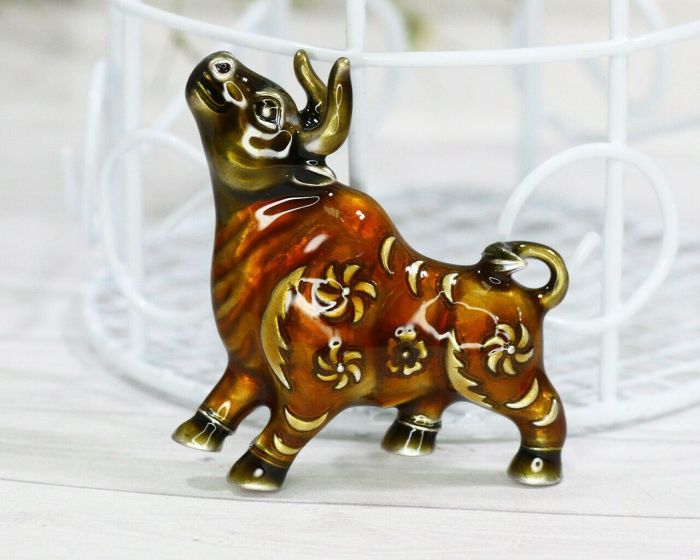 New Year Symbol Brooch F642375907198 F642375907198