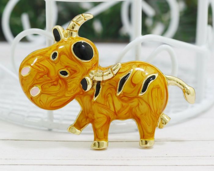 New Year Symbol Brooch F625474507150 F625474507150