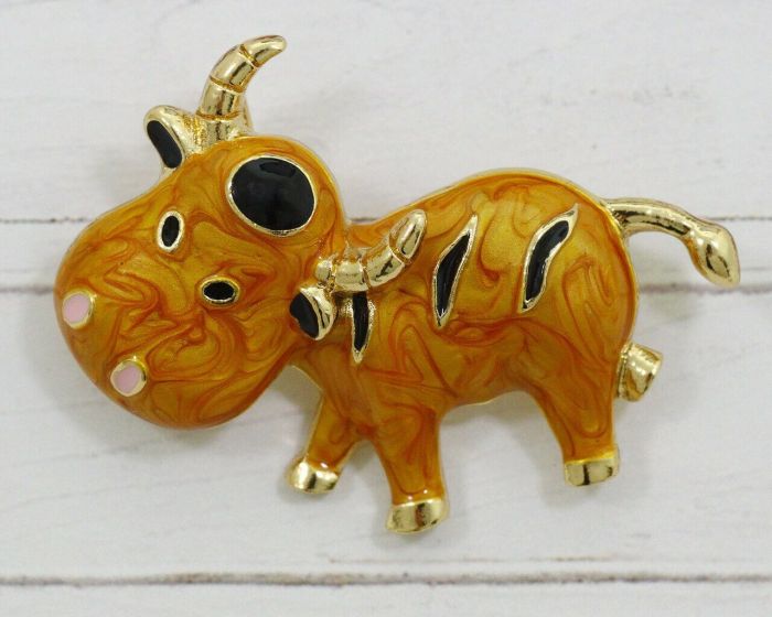 New Year Symbol Brooch F625474507150 F625474507150