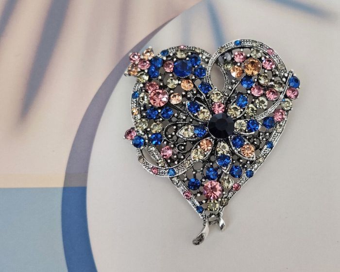 Heart Brooch G859375907220