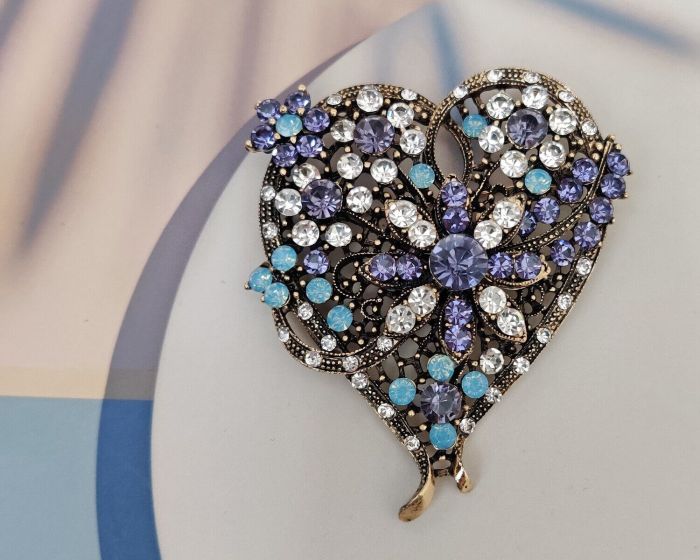 Heart Brooch G859475907220