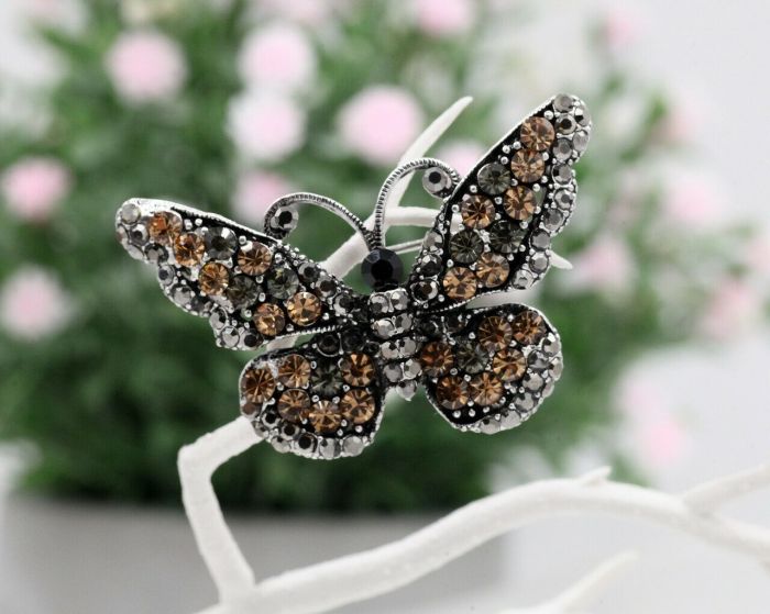 Brooch F804274807160 F804274807160
