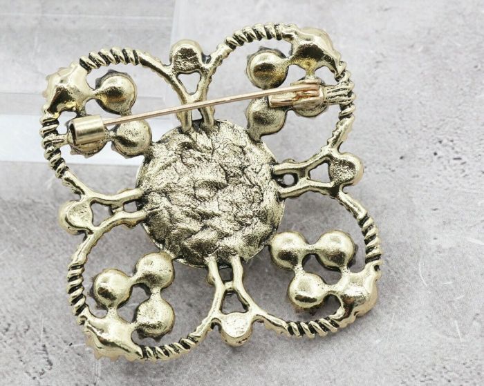 Brooch F936974807160 F936974807160
