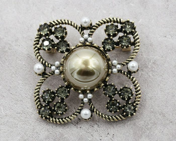 Brooch F936874807160 F936874807160