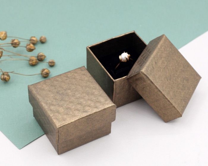 Gift box 3.5*3.5 cm G1863