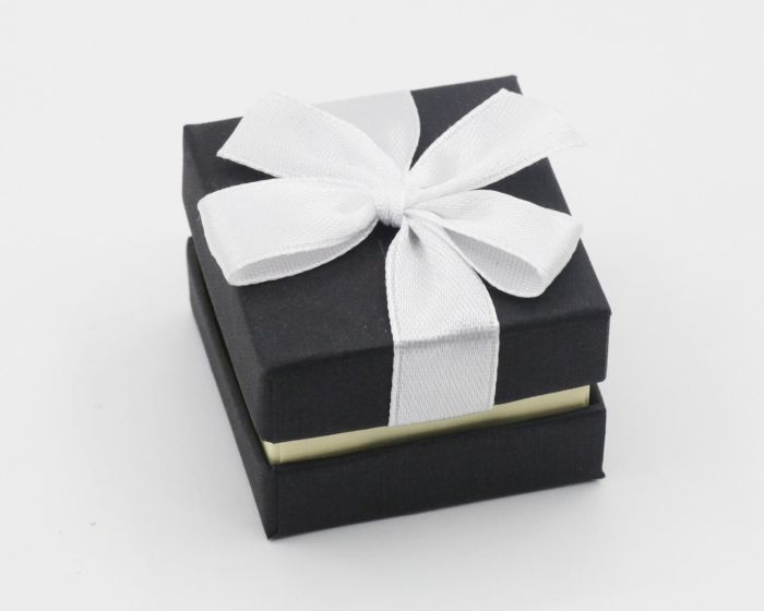 Gift box with ribbon 91701/€