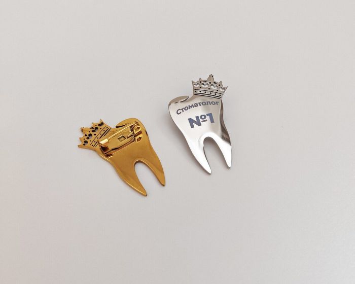 Brooch Dentist No. 1 R101175907260