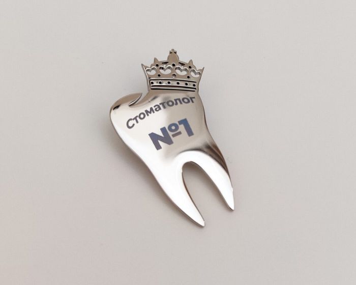 Brooch Dentist No. 1 R101275907260